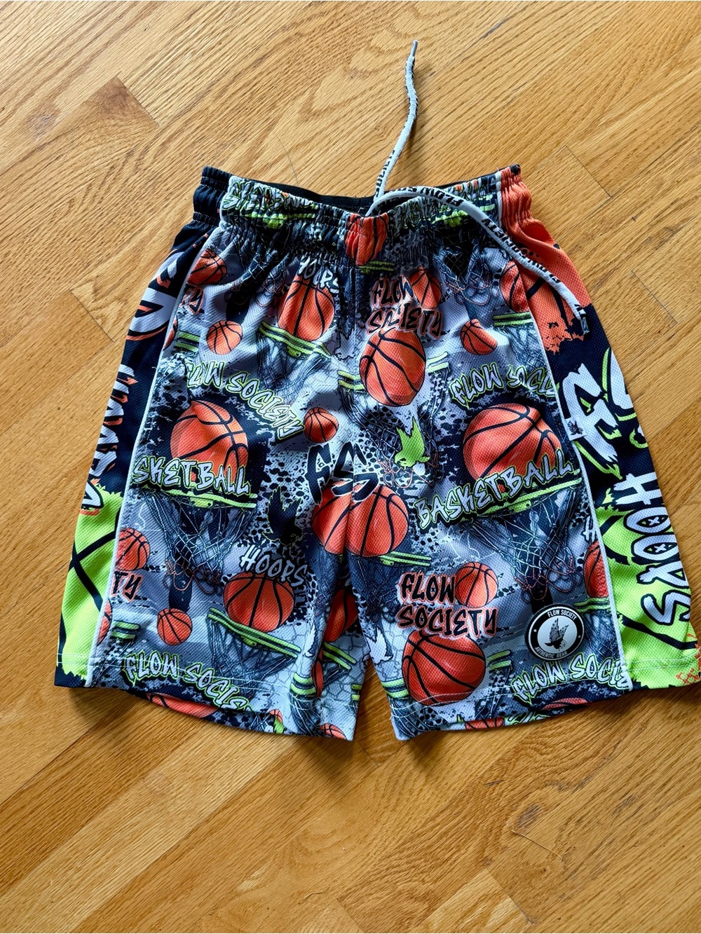 Boys' Flow Society Basketball Graphic Athletic Shorts Size Medium